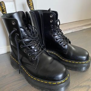 Dr martens Jadon black platform boot
